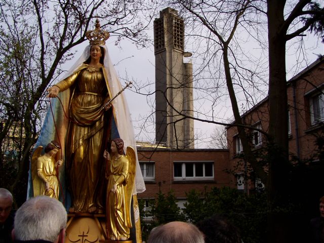 Arrivee Notre Dame Maubeuge 019