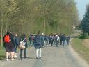 Le groupe marche vers Crèvecoeur